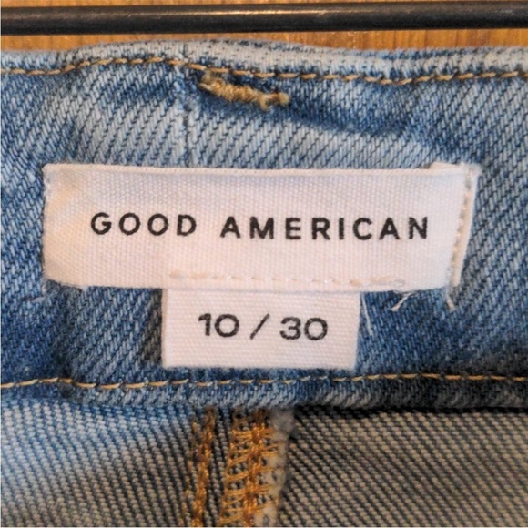 🍀🔥Good American - Light Wash Good Legs Flare - 10/30 - Picture 5 of 6